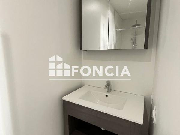 Location Appartement 3 pièces 64.8 m² - 14 RUE LAKANAL Grenoble 38000