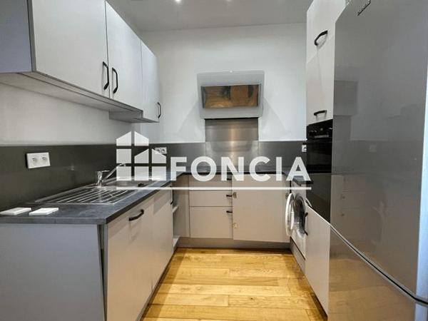 Location Appartement 3 pièces 64.8 m² - 14 RUE LAKANAL Grenoble 38000