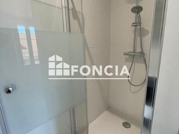 Location Appartement 3 pièces 64.8 m² - 14 RUE LAKANAL Grenoble 38000