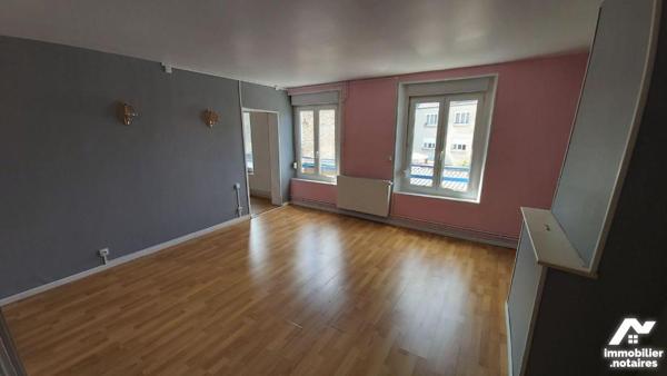 FOURMIES CENTRE VILLE MAISON 3 CHAMBRES BON ETAT AVEC JARDINET
Maison de 91 m2 habitable compr...