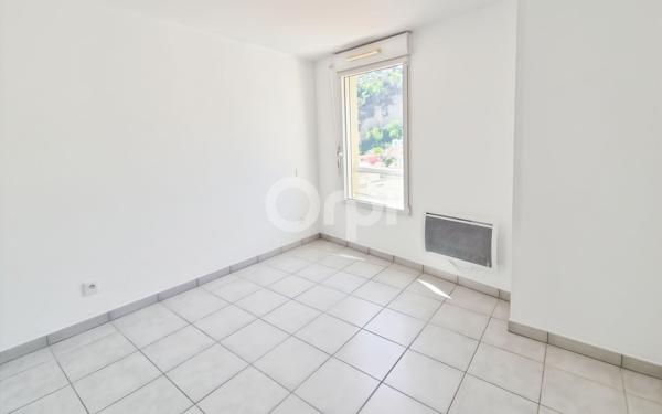 Appartement à vendre    5 pièces • 75 m2 Nice
