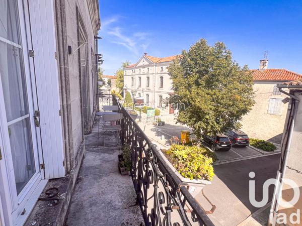 Maison à vendre 6 pièces 162 m² Villefagnan