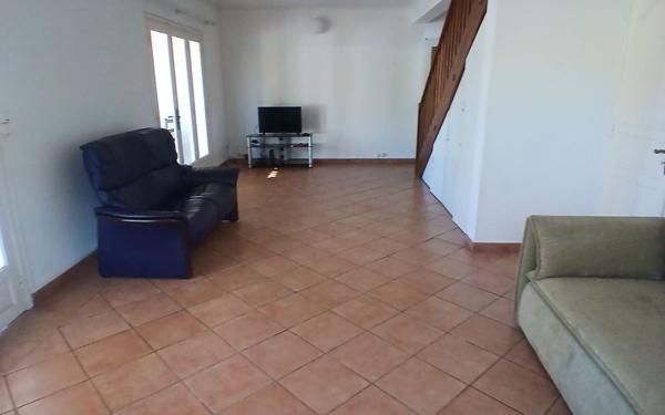 Maison à vendre    10 pièces • 270 m2 Saint-Paul