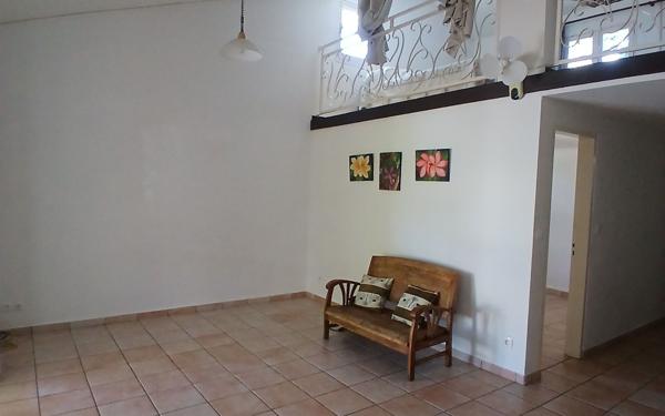 Maison à vendre    10 pièces • 270 m2 Saint-Paul