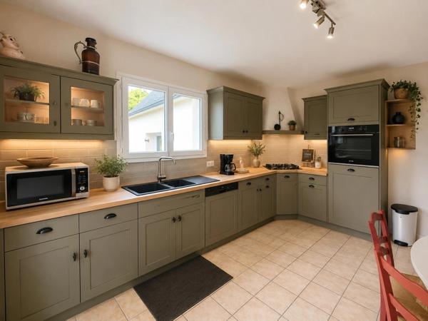 Trégunc – Maison 146 m² avec T2 indépendant, sous-sol complet et 5 580 m² de terrain au calme