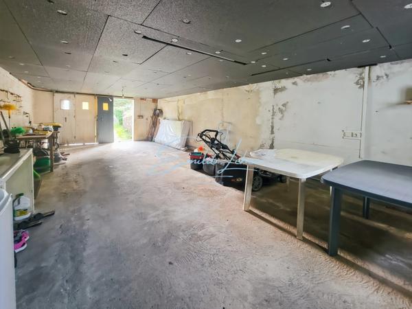 Trégunc – Maison 146 m² avec T2 indépendant, sous-sol complet et 5 580 m² de terrain au calme