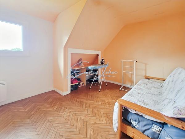 Trégunc – Maison 146 m² avec T2 indépendant, sous-sol complet et 5 580 m² de terrain au calme