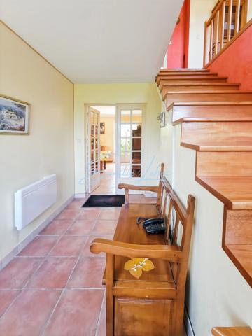 Trégunc – Maison 146 m² avec T2 indépendant, sous-sol complet et 5 580 m² de terrain au calme