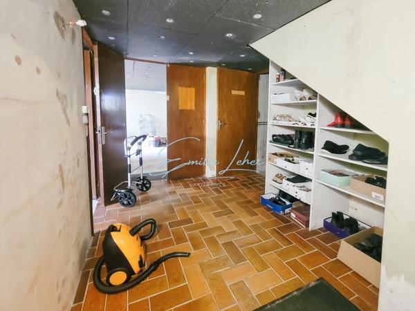 Trégunc – Maison 146 m² avec T2 indépendant, sous-sol complet et 5 580 m² de terrain au calme