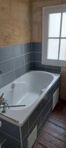 Vaste appartement mansardé et climatisé - quartier Nansouty