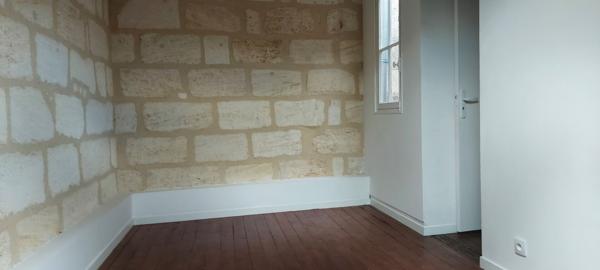 Vaste appartement mansardé et climatisé - quartier Nansouty