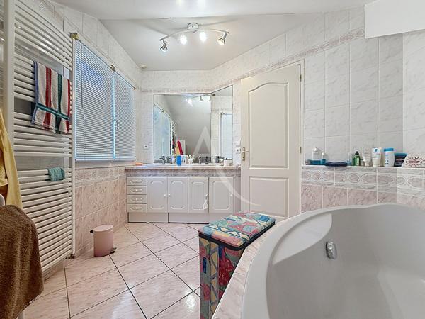 Maison PALAISEAU 6 pièces 145 m²