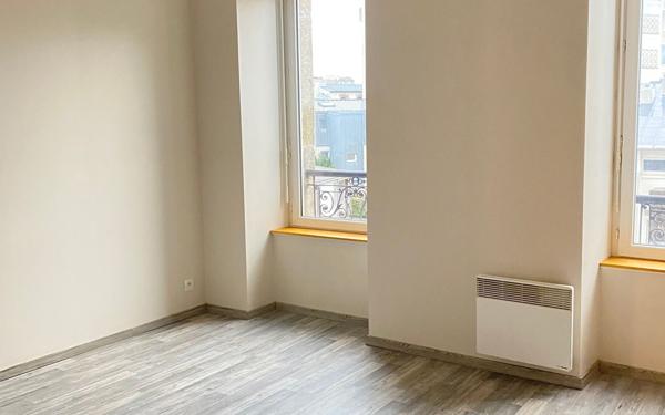 Appartement à louer    3 pièces • 83,59 m2 Brest