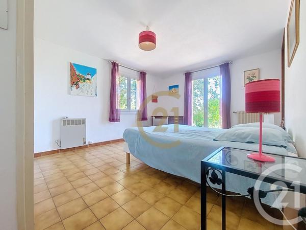 Maison à vendre  5 pièces - 151,60 m2 TRANS EN PROVENCE - 83