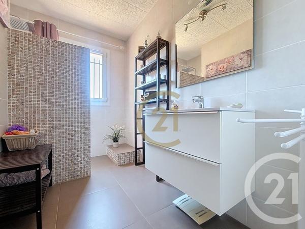 Maison à vendre  5 pièces - 151,60 m2 TRANS EN PROVENCE - 83