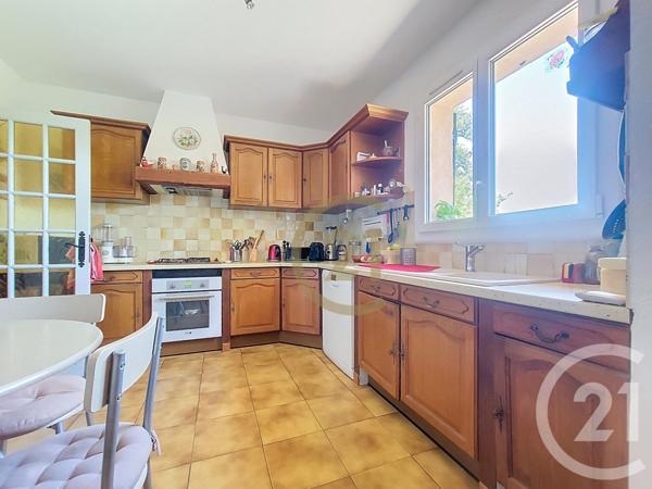 Maison à vendre  5 pièces - 151,60 m2 TRANS EN PROVENCE - 83