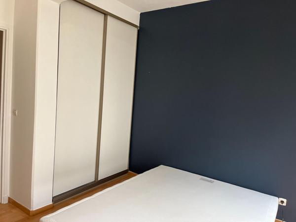 A LOUER : T2 à LILLE • • 1 045 € CC • Réf. 001-00492-001