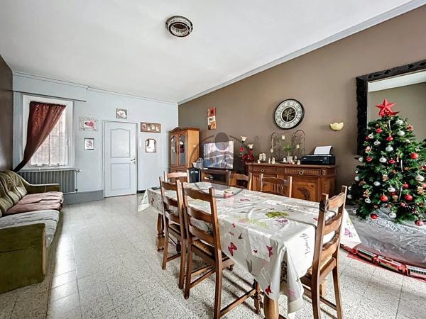 Vente Immeuble 6 pièces 154 m2 à Saint-Quentin