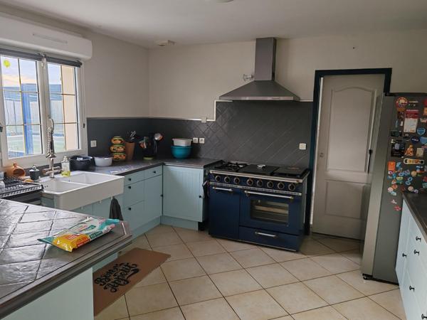 Maison à Les Villages Vovéens, 28150 - 9 pièces 200m²