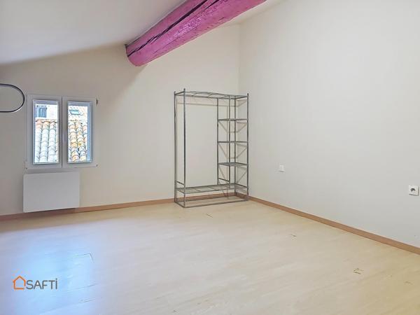 Immeuble de rapport avec appartement et local commercial