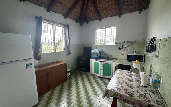Maison à vendre    4 pièces •  Le Moule