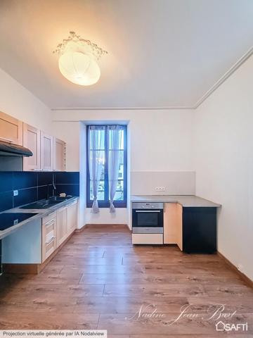 Lumineux T3 67M2 en plein centre-ville de  Taninges