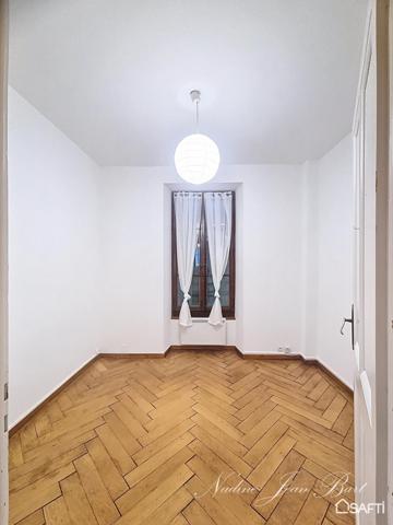 Lumineux T3 67M2 en plein centre-ville de  Taninges