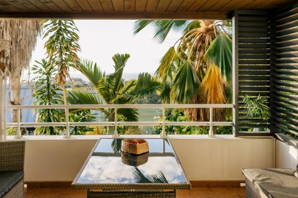 Appartement à vendre 4 pièces Duplex Chemin Summer résidence Bassin Bleu SAINT GILLES LES BAINS (974)