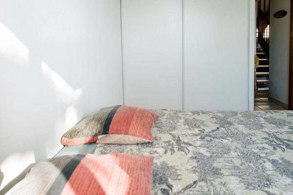 Appartement à vendre 4 pièces Duplex Chemin Summer résidence Bassin Bleu SAINT GILLES LES BAINS (974)