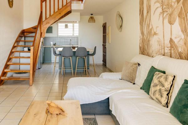 Appartement à vendre 4 pièces Duplex Chemin Summer résidence Bassin Bleu SAINT GILLES LES BAINS (974)