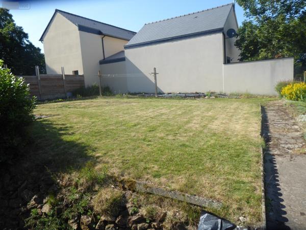 Maison à vendre à Combourg en Ille-et-Vilaine (35270), ref :   
Gare