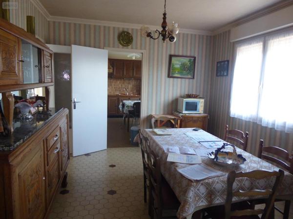 Maison à vendre à Combourg en Ille-et-Vilaine (35270), ref :   
Gare