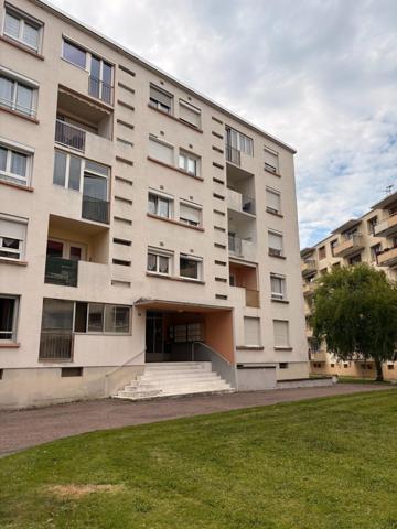 CHALON - APPARTEMENT 60m2  AVEC GARAGE - PROCHE DE TOUTES COMMODITÉS