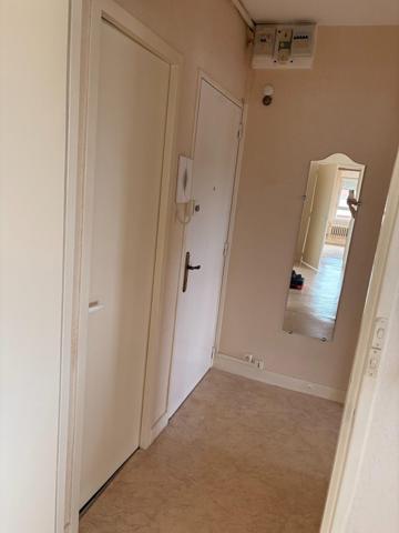 CHALON - APPARTEMENT 60m2  AVEC GARAGE - PROCHE DE TOUTES COMMODITÉS