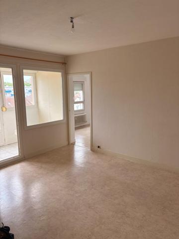 CHALON - APPARTEMENT 60m2  AVEC GARAGE - PROCHE DE TOUTES COMMODITÉS
