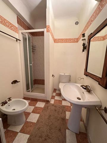 MAISON DE VILLAGE 200 m²