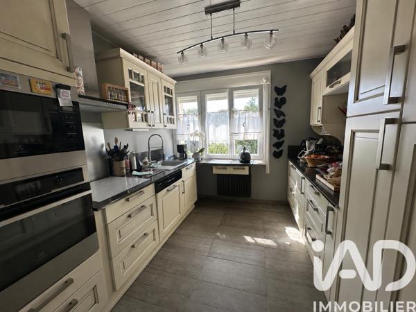 Maison à vendre 4 pièces 110 m² Saint-Pair-sur-Mer