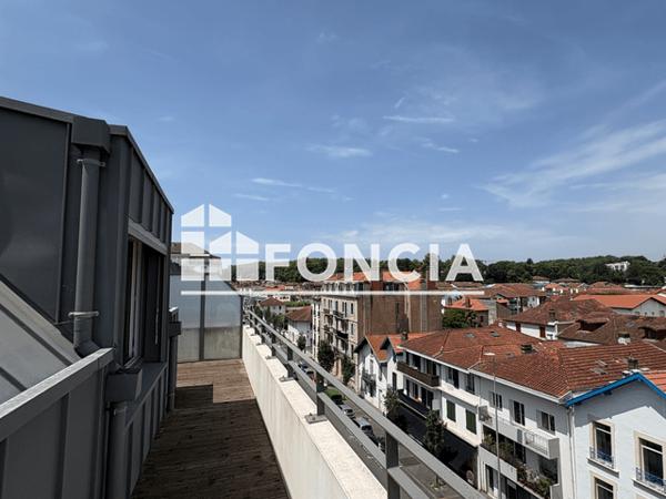 Location Appartement 4 pièces 94 m² - 42 BOULEVARD ALSACE LORRAINE Bayonne 64100