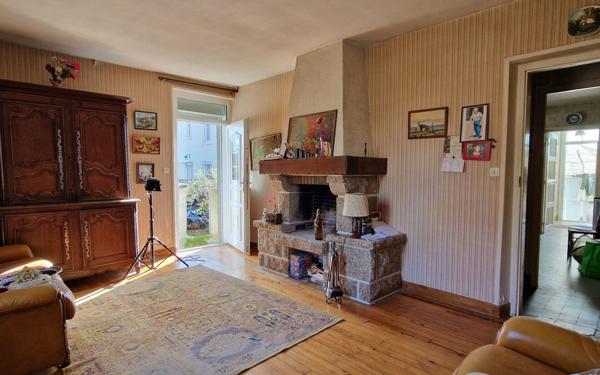 Maison à vendre    4 pièces •  Sarceaux