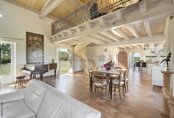 Maison 5 pièce(s) 4 chambre(s) 280 m²