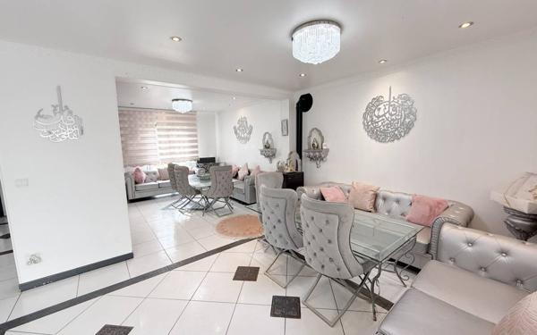 Maison à vendre    12 pièces •  Fontenay-en-Parisis