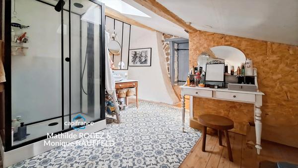 🏡 Maison en pierre rénovée avec charme – 95 m² (63)