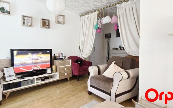 Appartement à vendre    5 pièces • 90,41 m2 Grigny