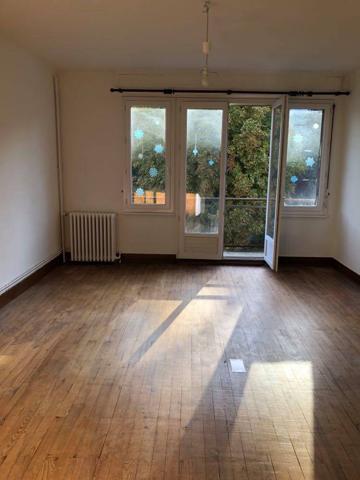 Annonay - Grand appartement type 5 avec ascenseur