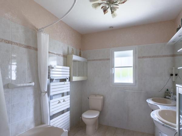 Maison Les Sables d'Olonne 3 chambres 106 m² hab jardin véranda garage proche commerces Ylium