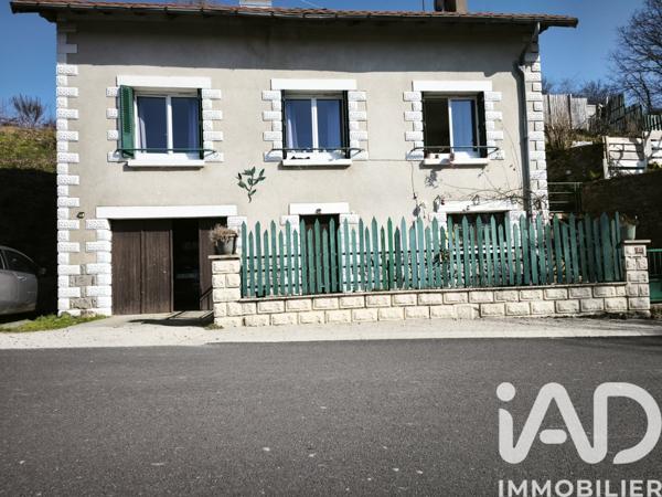 Maison à vendre 6 pièces 135 m² Roannes-Saint-Mary