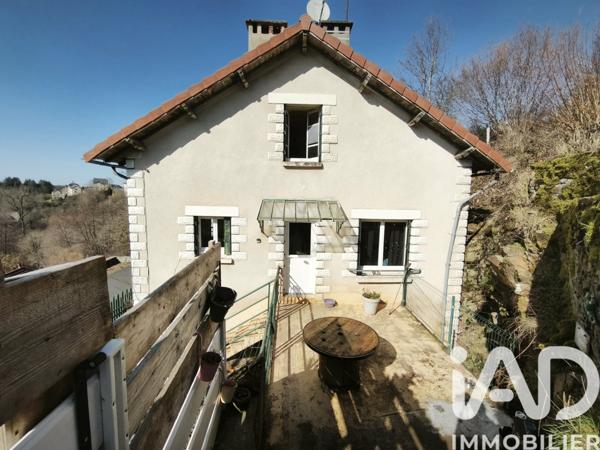 Maison à vendre 6 pièces 135 m² Roannes-Saint-Mary