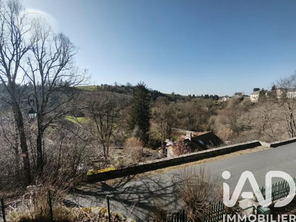 Maison à vendre 6 pièces 135 m² Roannes-Saint-Mary