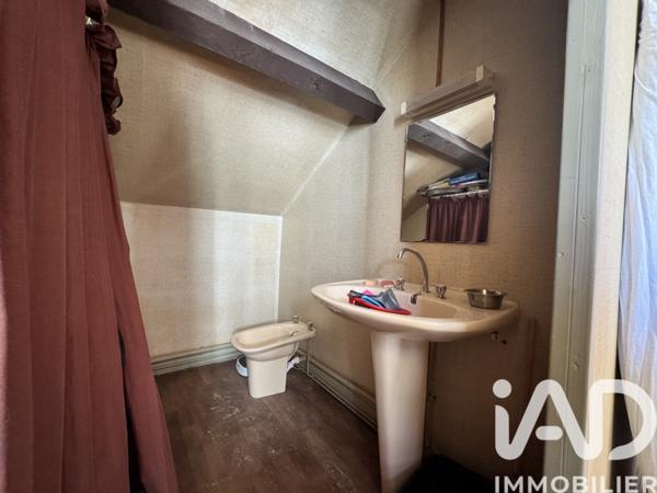 Maison à vendre 6 pièces 135 m² Roannes-Saint-Mary