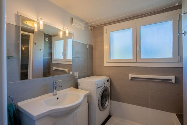 Superbe duplex T4 avec vue mer dans quartier prisé